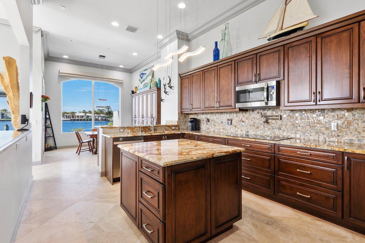 LAKE WYMAN ESTATES - Residential