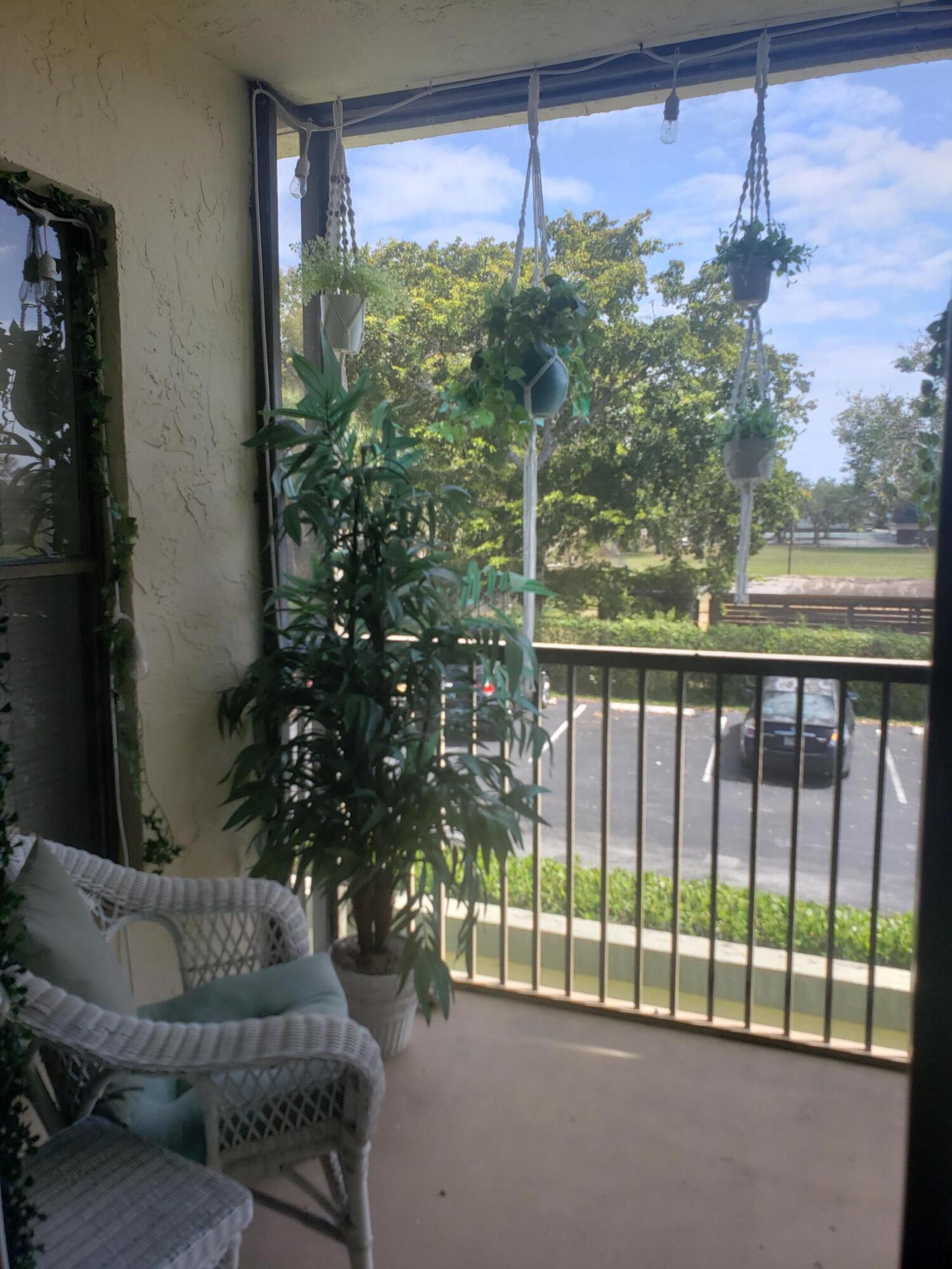 TOWNE GREENE CONDO - Residential Lease