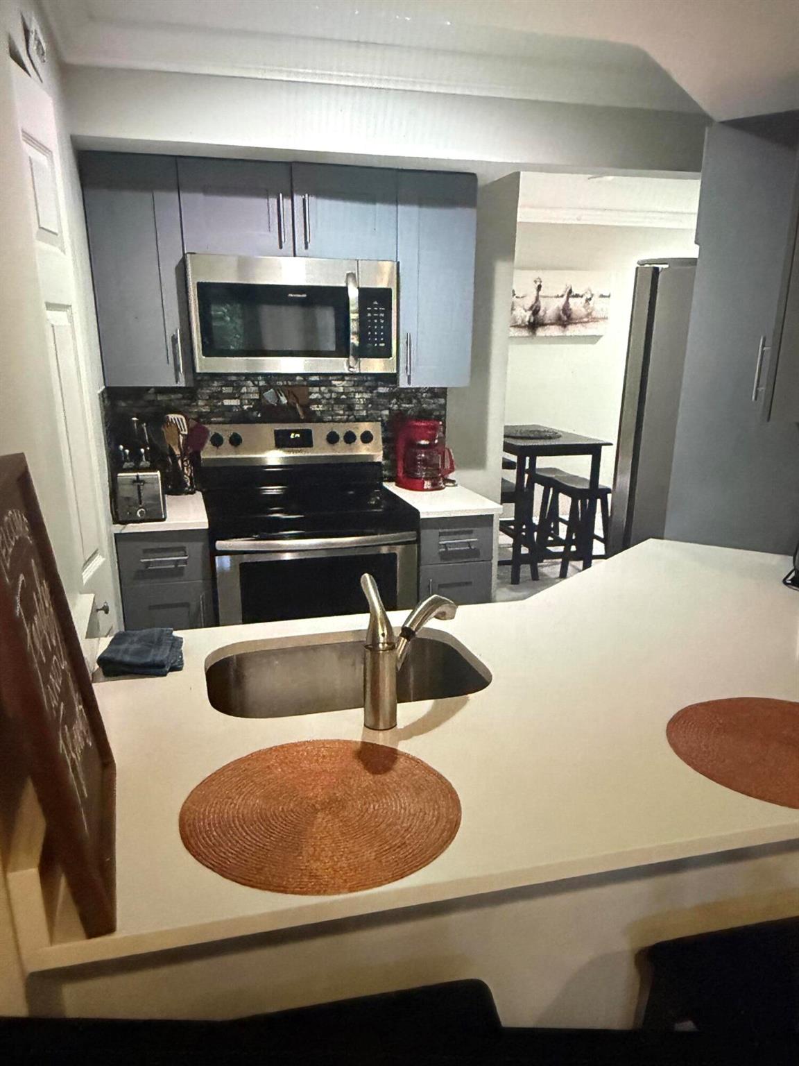 SHORES AT WELLINGTON II C - Residential Lease