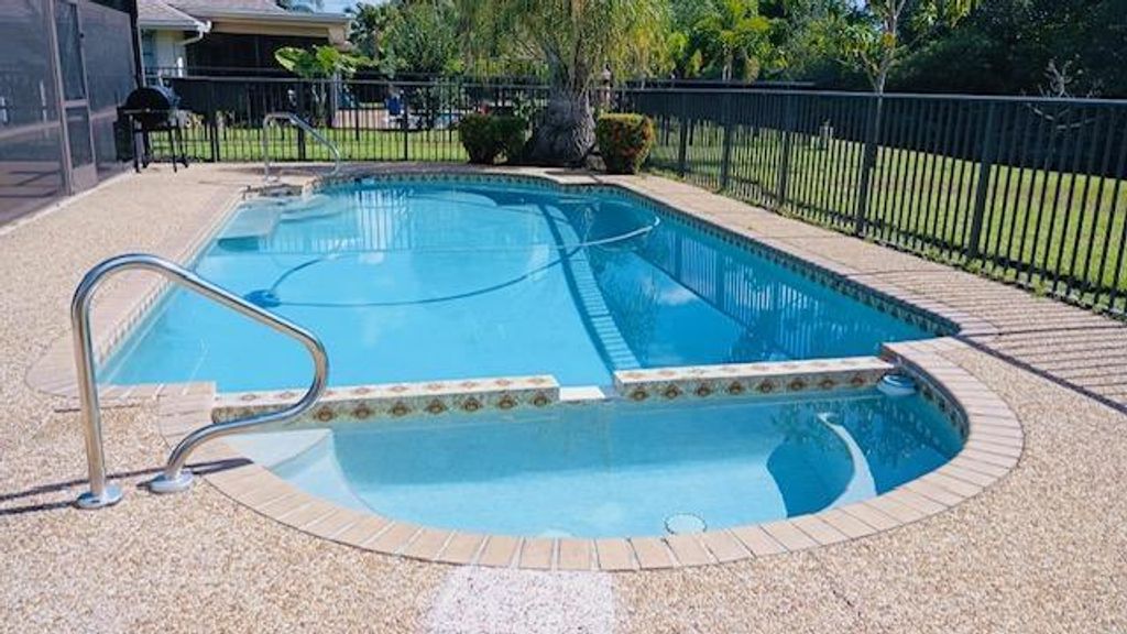 Photo of 21116 Shady Vista Lane, Boca Raton, FL 33428 (MLS # R10993387)