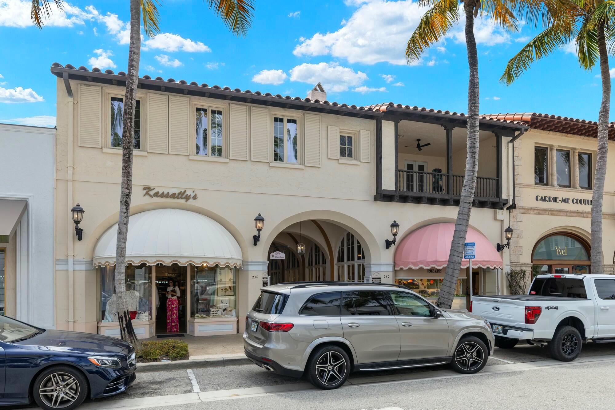 VIA LELA OF WORTH AVE CON - Residential Lease