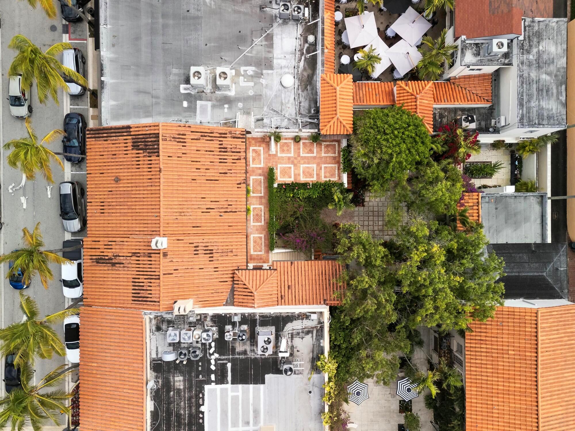 VIA LELA OF WORTH AVE CON - Residential Lease