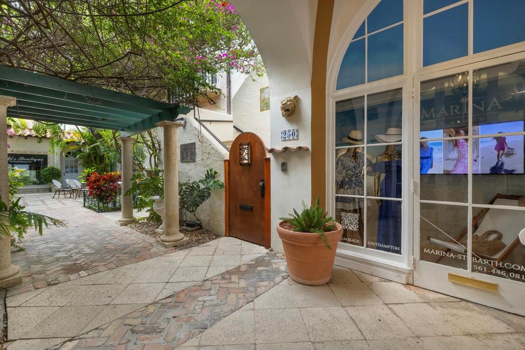 Photo of 250 Worth 4 Avenue #4, Palm Beach, FL 33480 (MLS # R11123362)