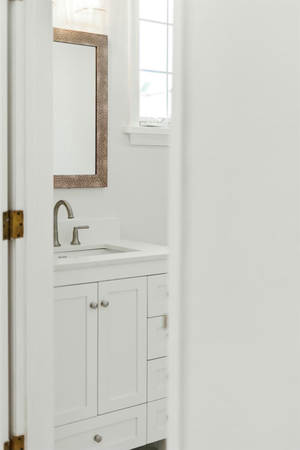 VIA LELA OF WORTH AVE CON - Residential Lease