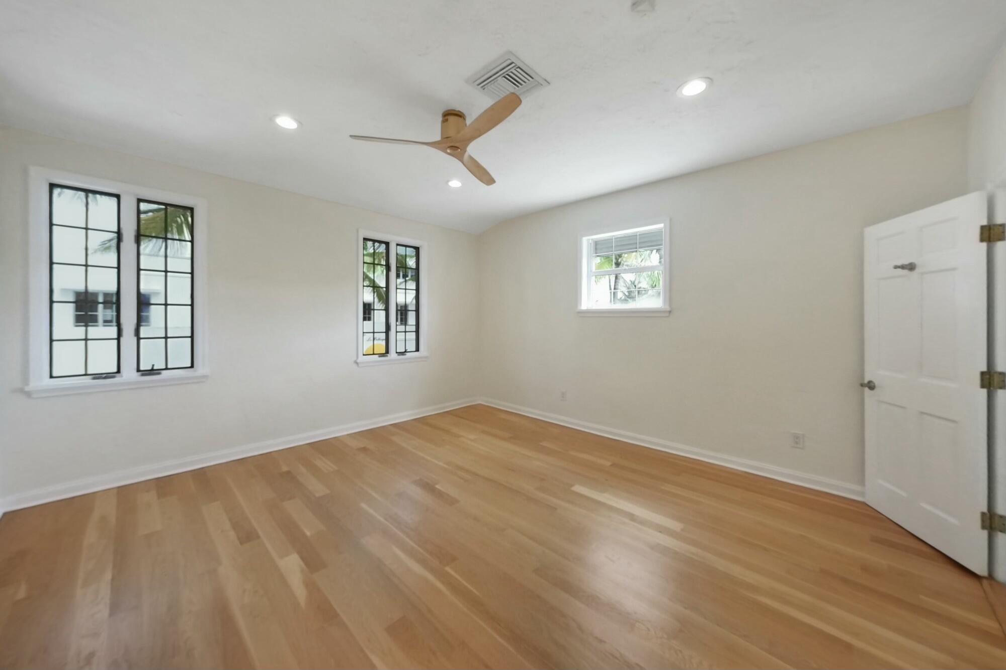 VIA LELA OF WORTH AVE CON - Residential Lease