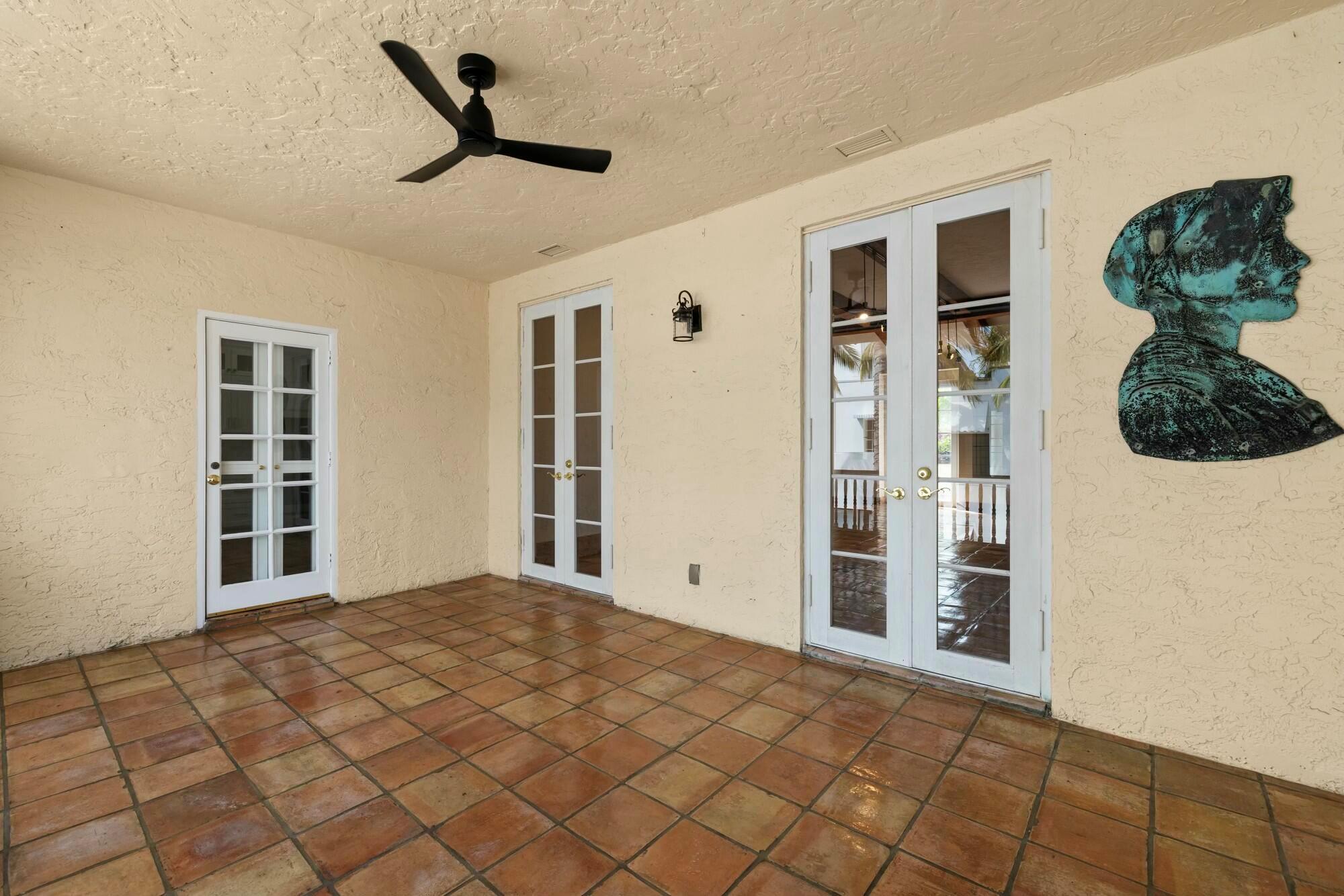 VIA LELA OF WORTH AVE CON - Residential Lease