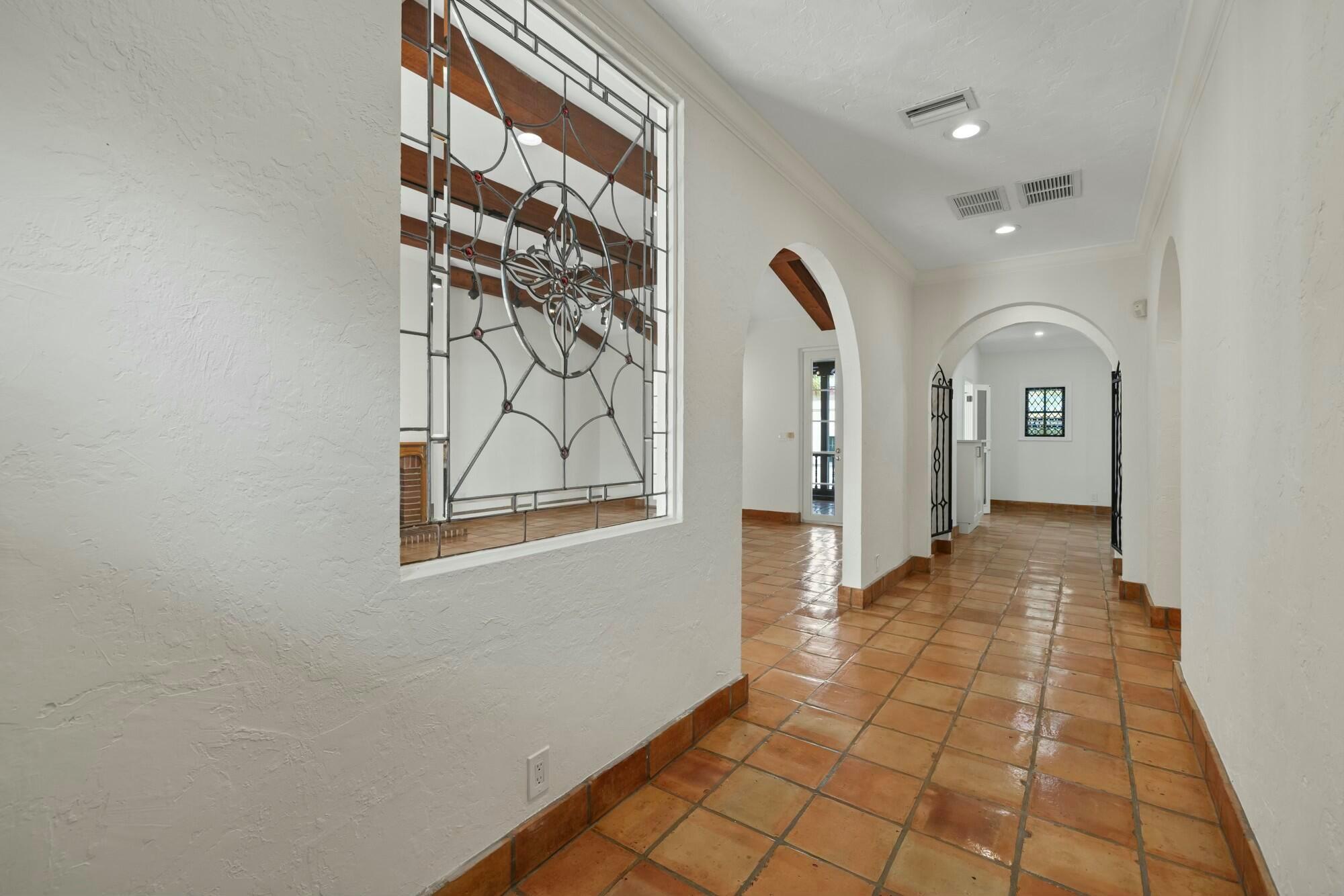 VIA LELA OF WORTH AVE CON - Residential Lease