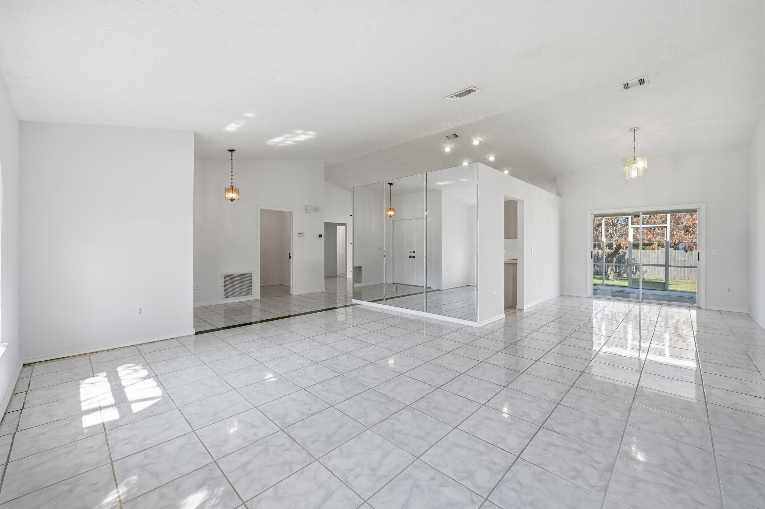 PORT ST LUCIE SECTION 2 - Residential