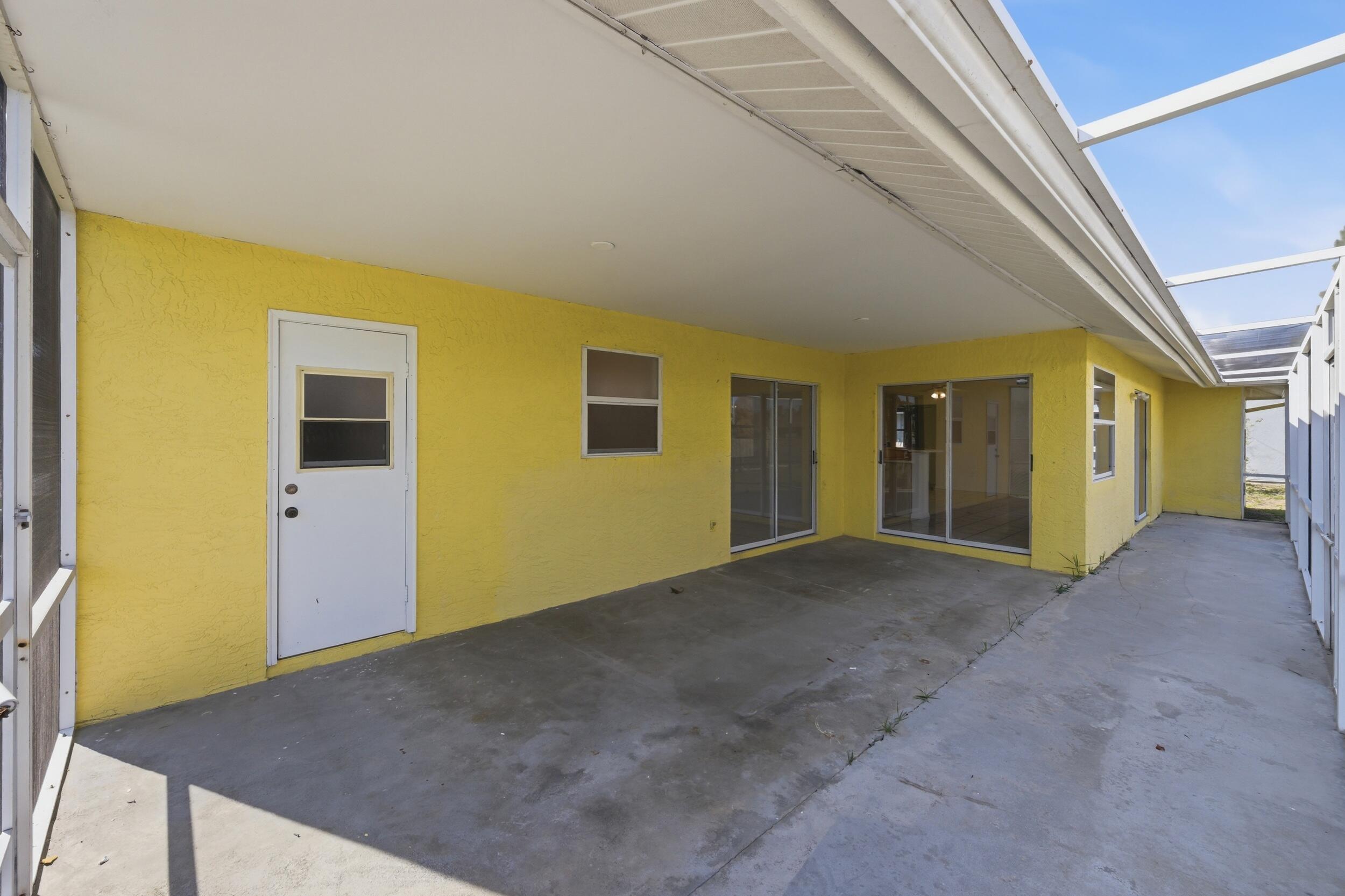PORT ST LUCIE SECTION 2 - Residential