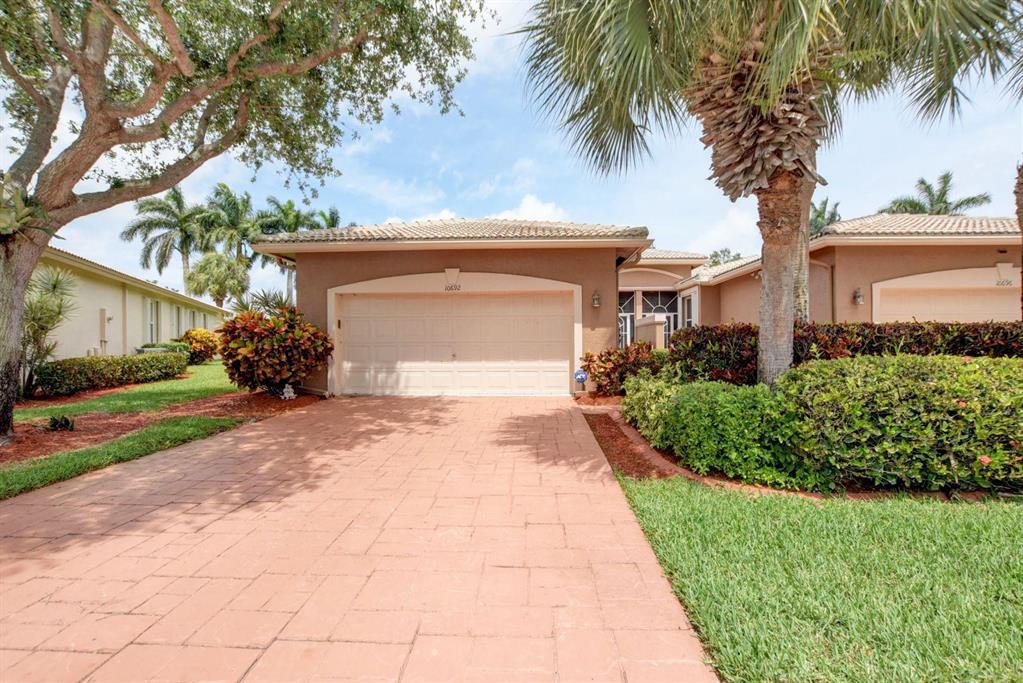 MAJESTIC ISLES - Residential