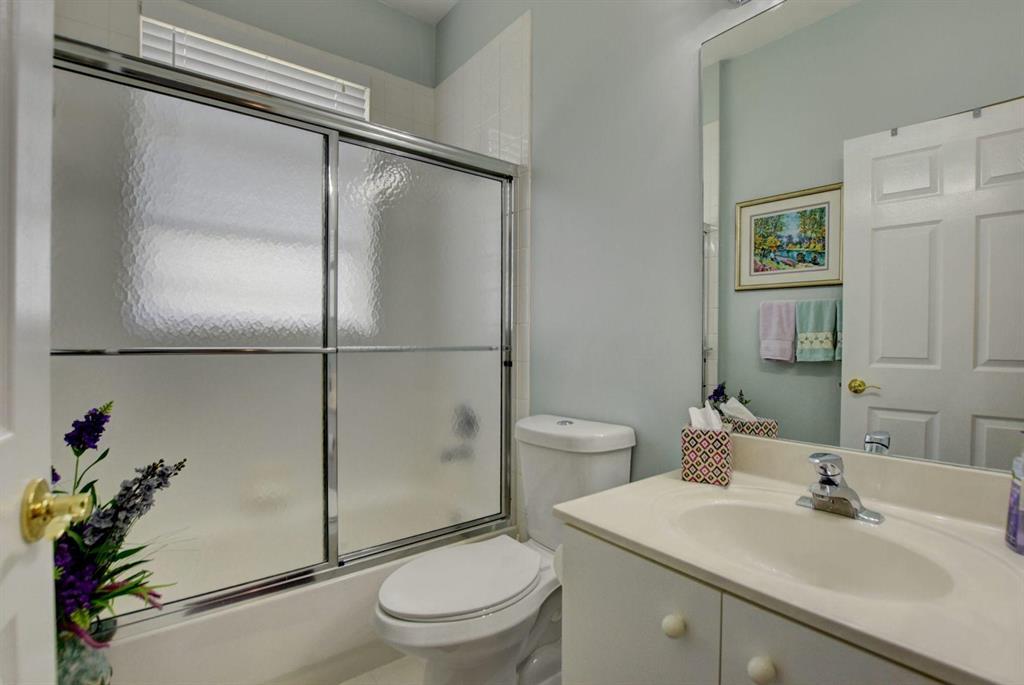 MAJESTIC ISLES - Residential