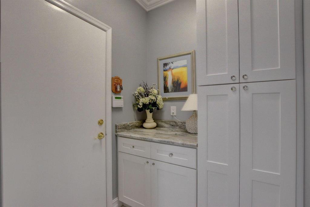 MAJESTIC ISLES - Residential