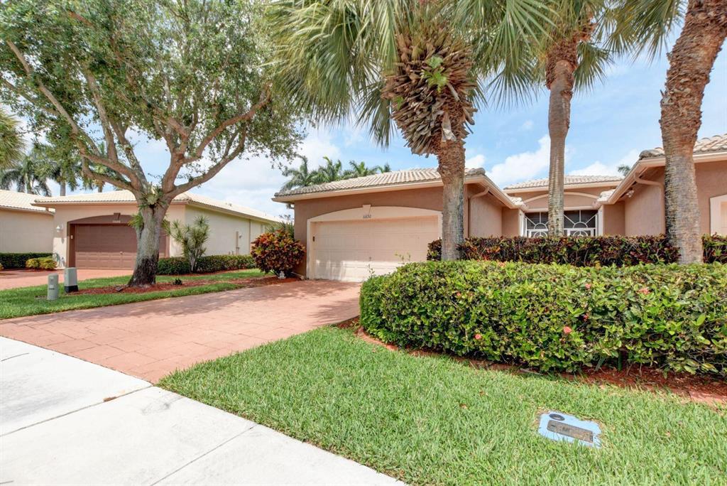 MAJESTIC ISLES - Residential