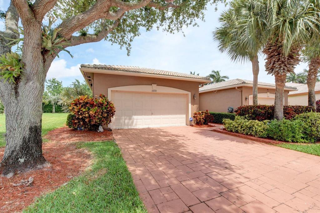 MAJESTIC ISLES - Residential