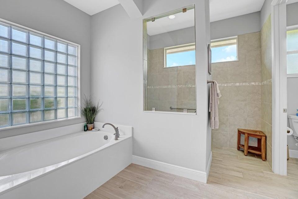 MONTE CARLO COUNTRY CLUB - Residential