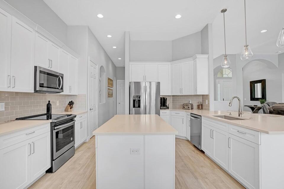 MONTE CARLO COUNTRY CLUB - Residential