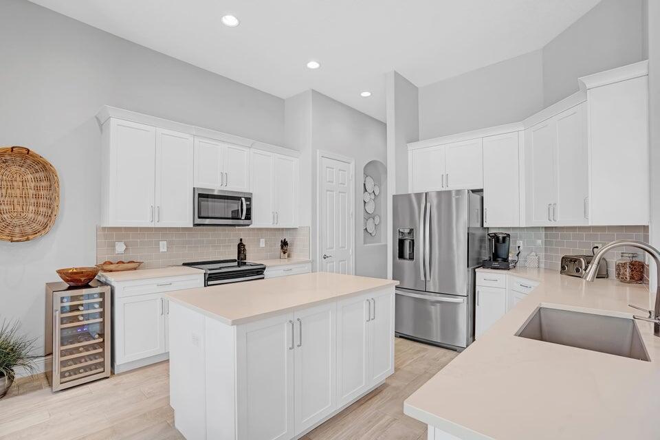 MONTE CARLO COUNTRY CLUB - Residential