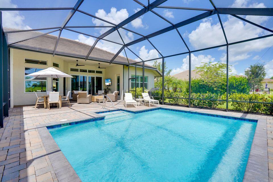 2986 Bent Pine Drive