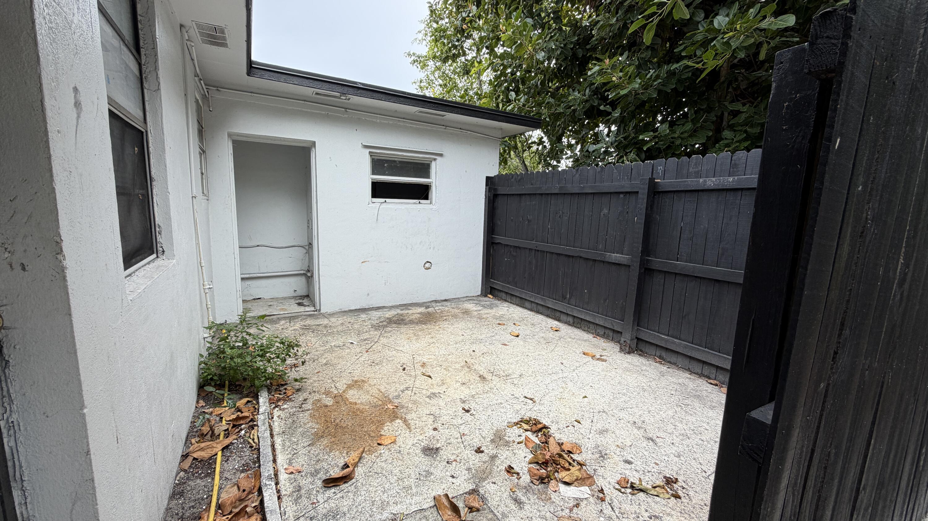 B AND G HOMES - Residential Income