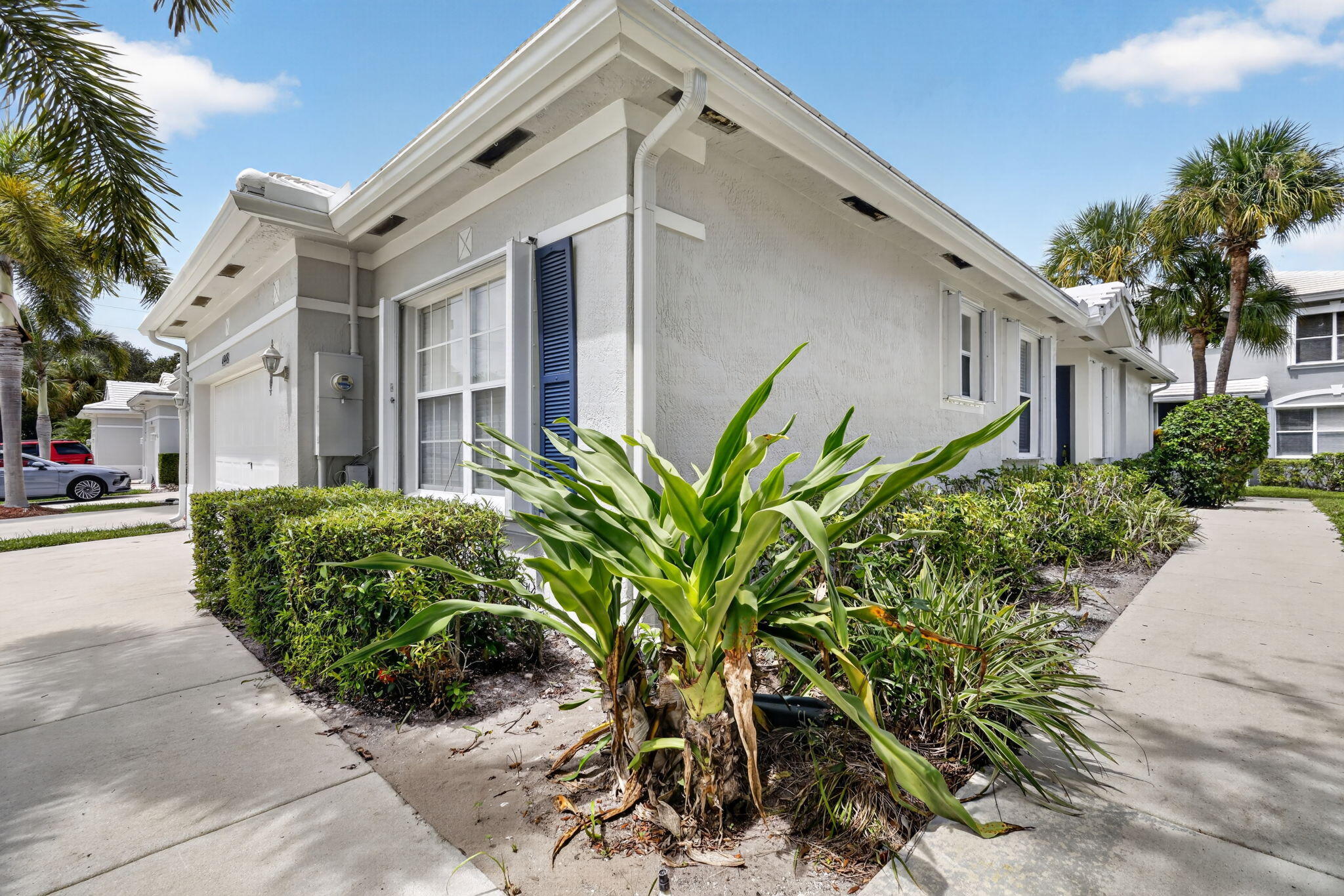 Properties 4948 FULTON