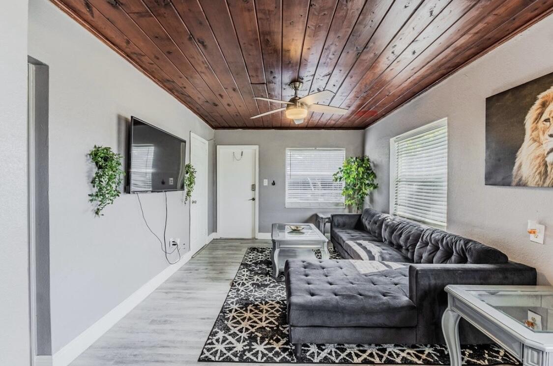 B AND G HOMES - Residential Income