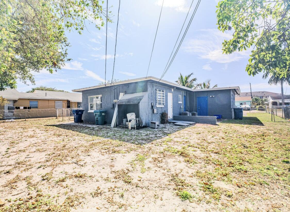 B AND G HOMES - Residential Income