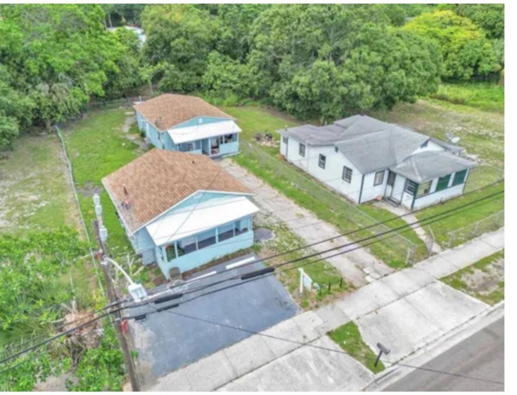Photo of 513 N 17th Street, Fort Pierce, FL 34950 (MLS # F10527562)