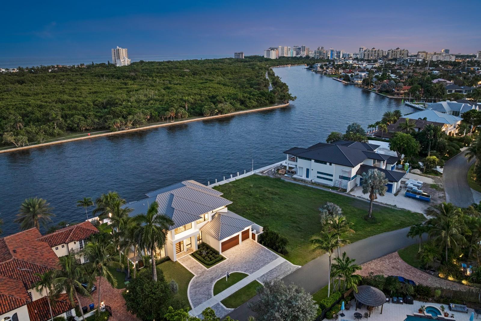 2010 Intracoastal Dr