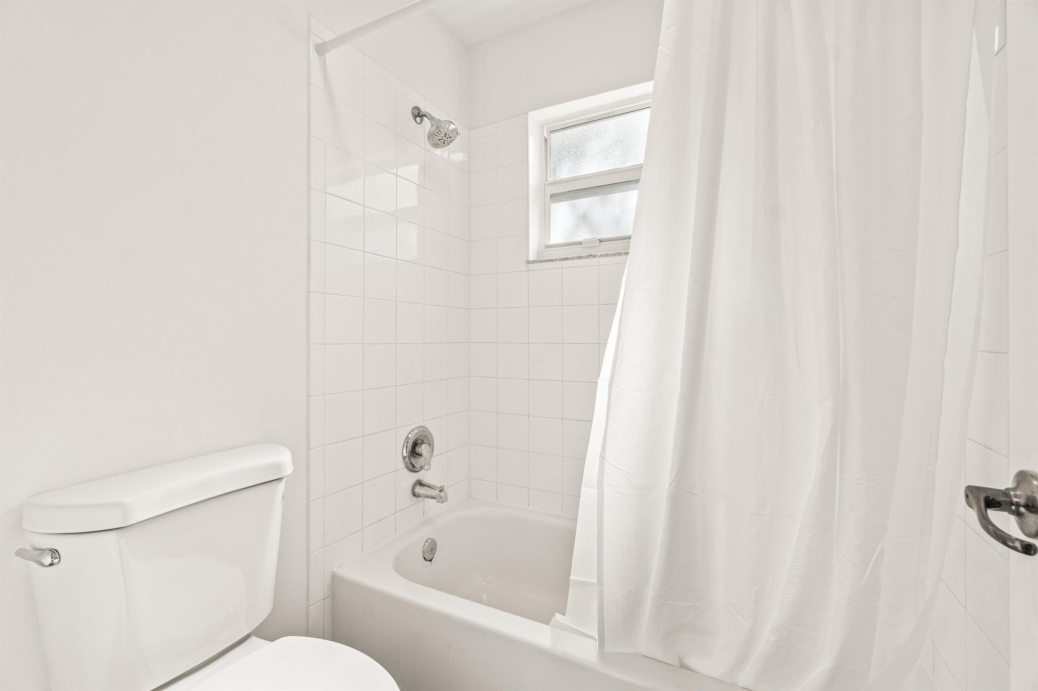 MIZNER POINTE OF BOCA VIA - Residential