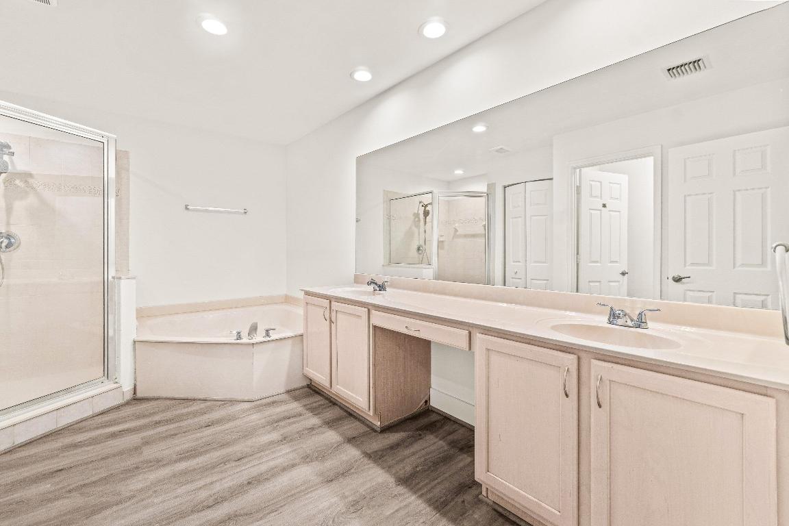 MIZNER POINTE OF BOCA VIA ANCHO - Residential