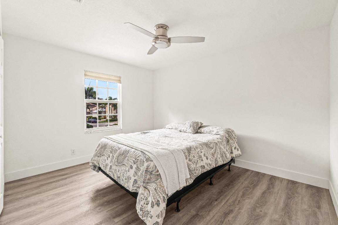MIZNER POINTE OF BOCA VIA ANCHO - Residential