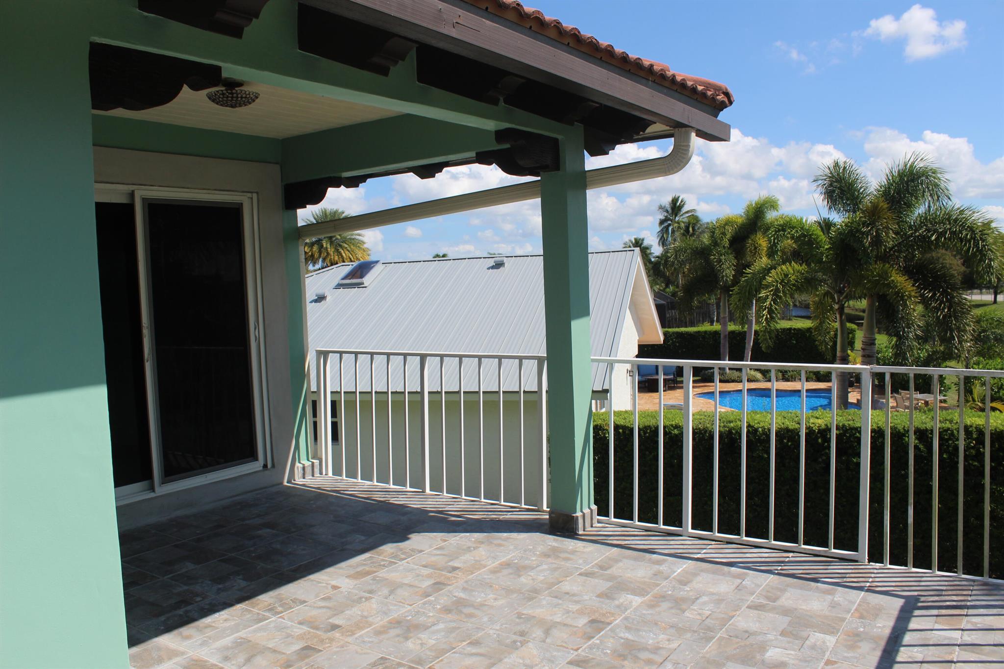 SUGAR POND MANOR OF WELLI - Residential Lease