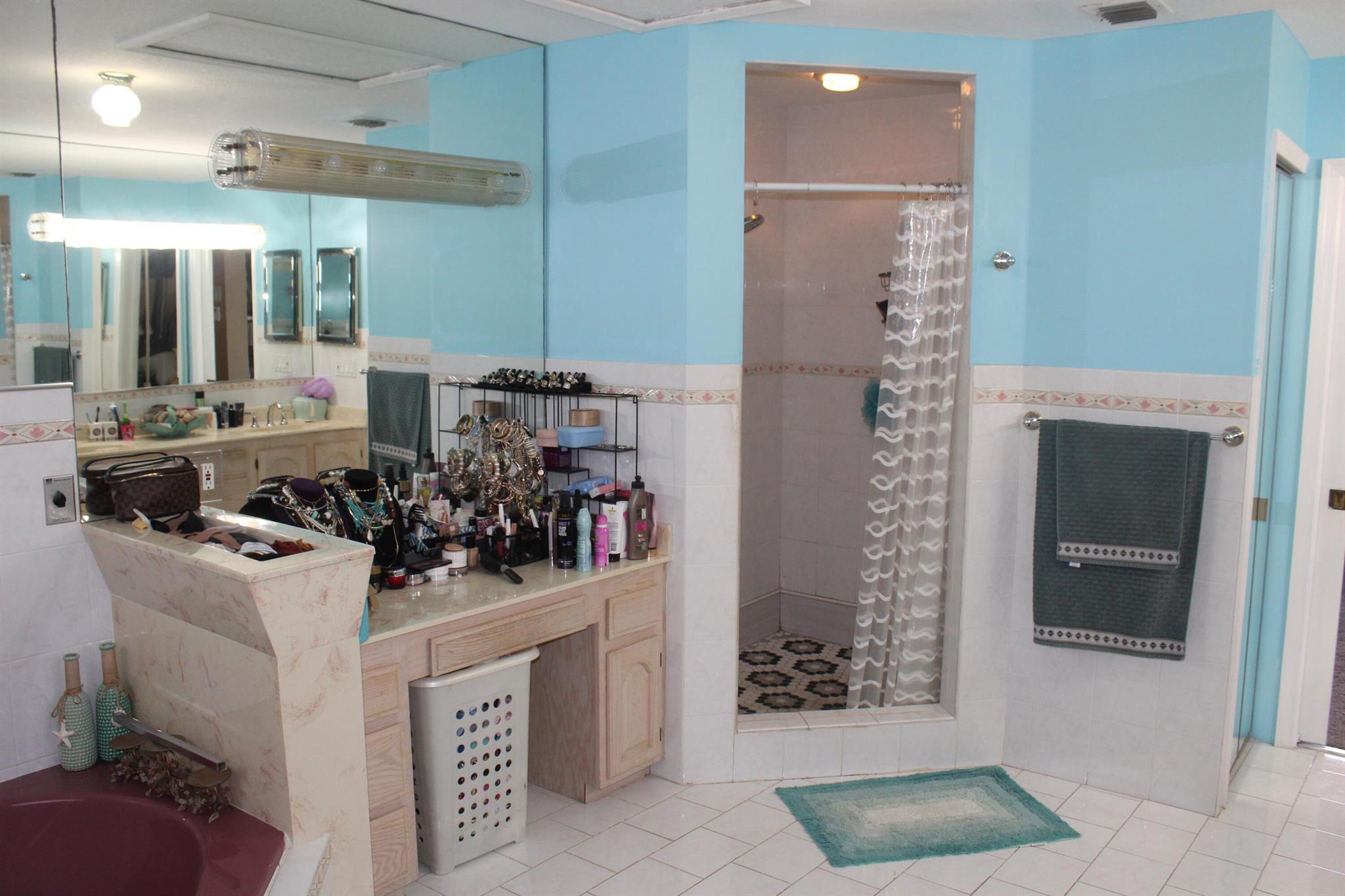 SUGAR POND MANOR OF WELLI - Residential Lease