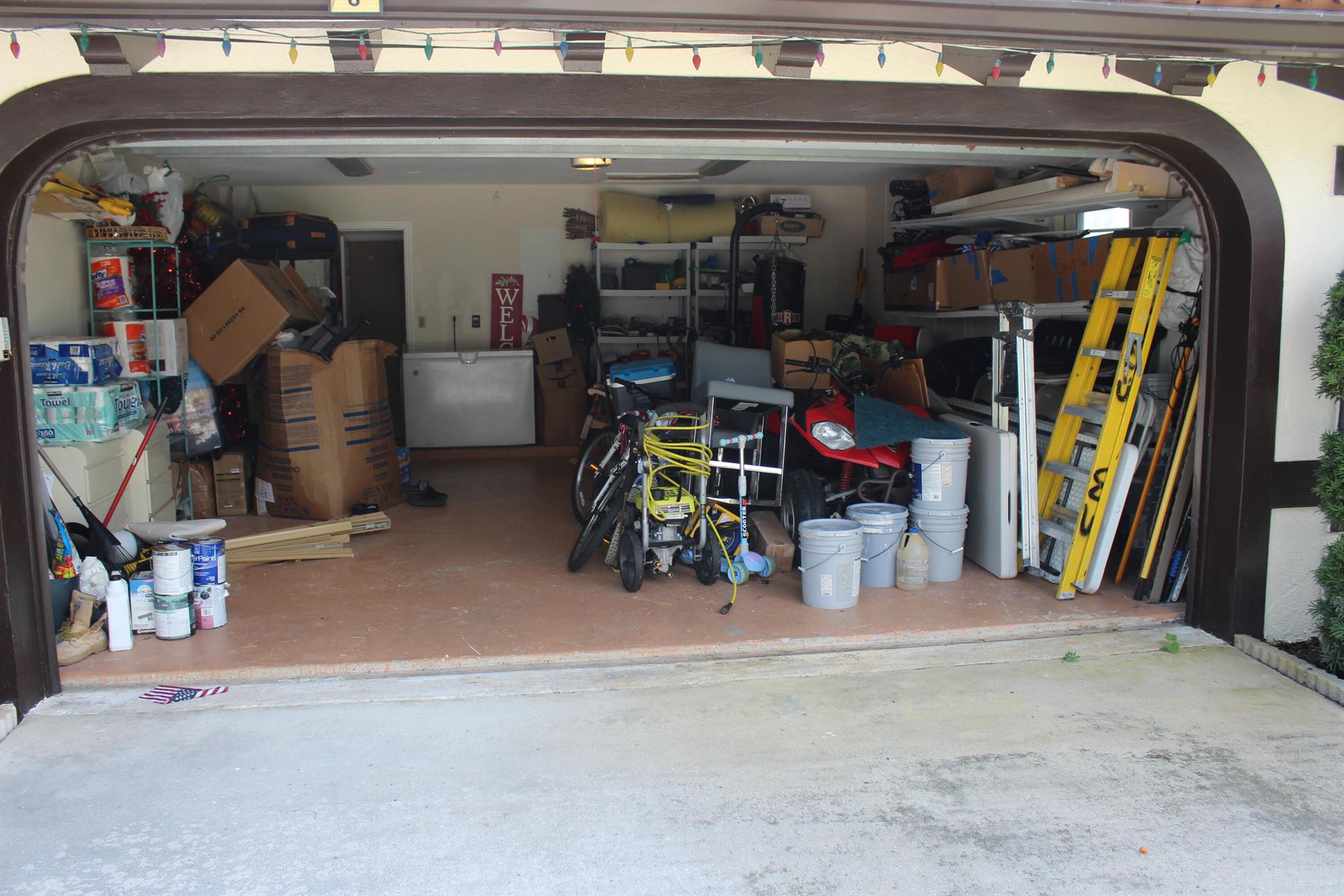 SUGAR POND MANOR OF WELLI - Residential Lease