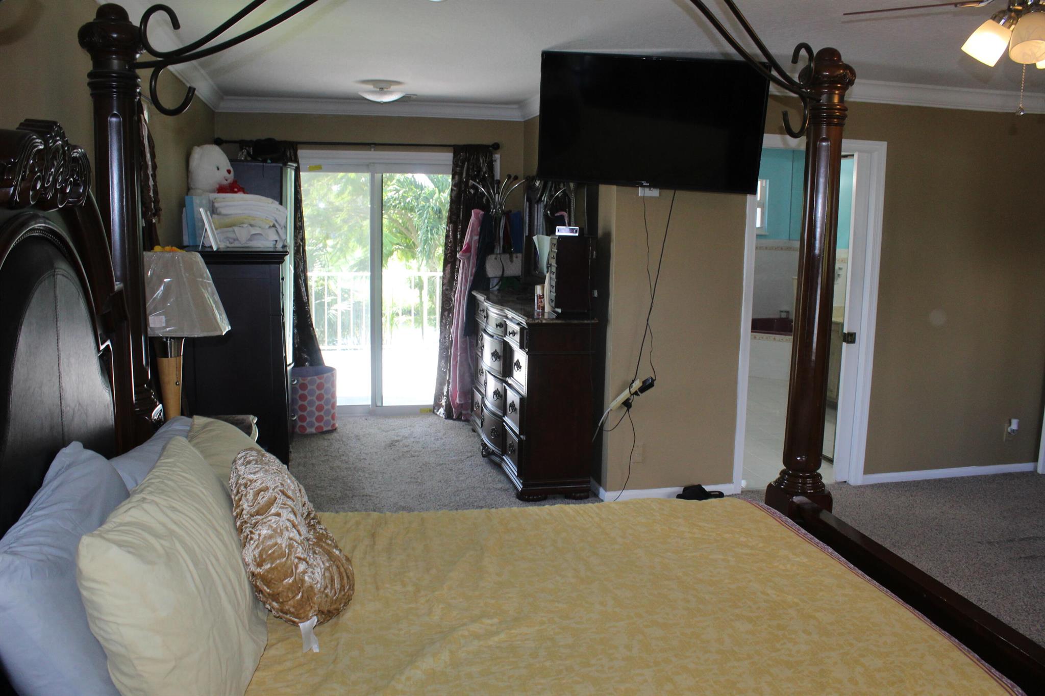 SUGAR POND MANOR OF WELLI - Residential Lease