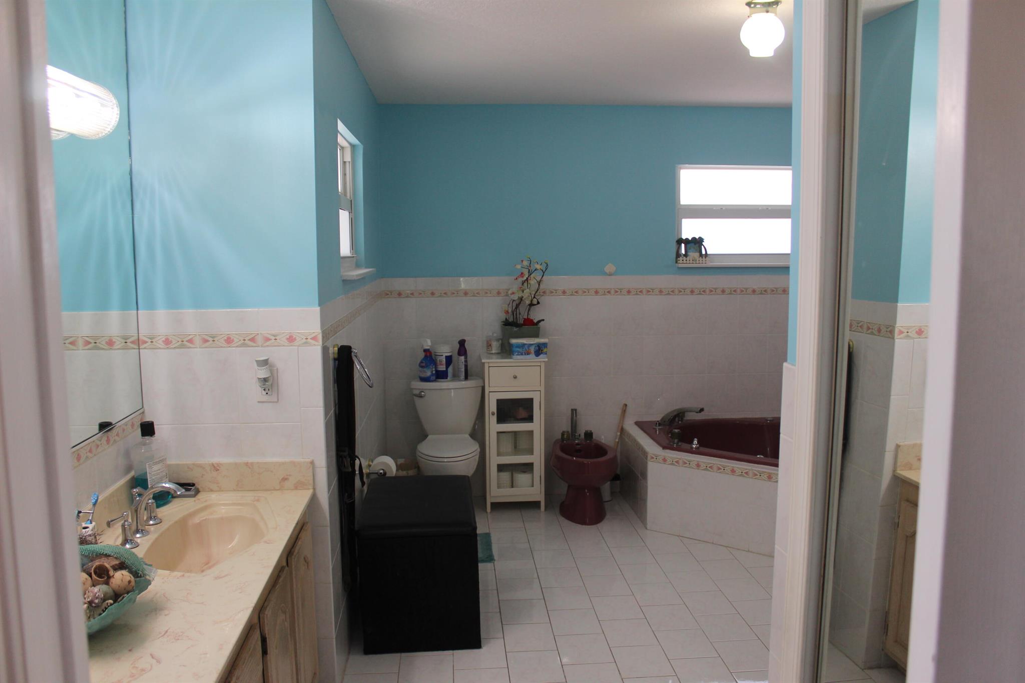 SUGAR POND MANOR OF WELLI - Residential Lease