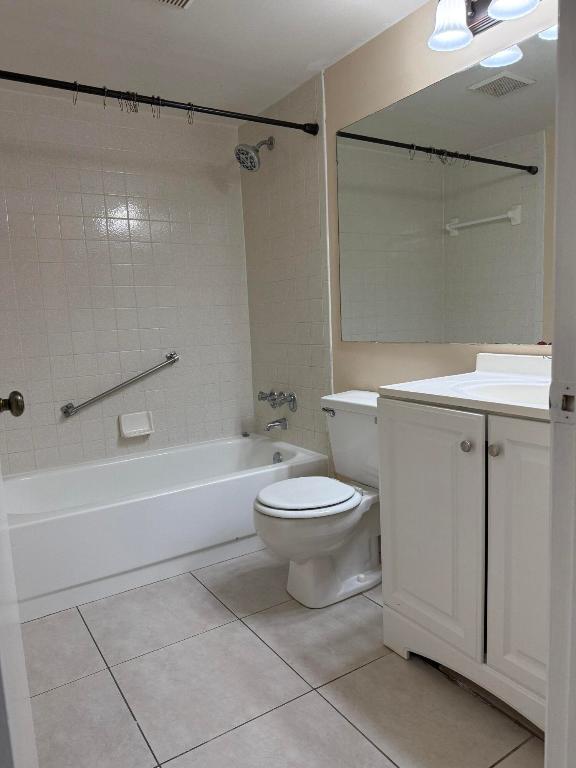 PINE RIDGE NORTH VILLAGE III CONDO - Residential