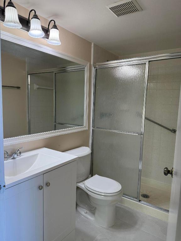 PINE RIDGE NORTH VILLAGE III CONDO - Residential