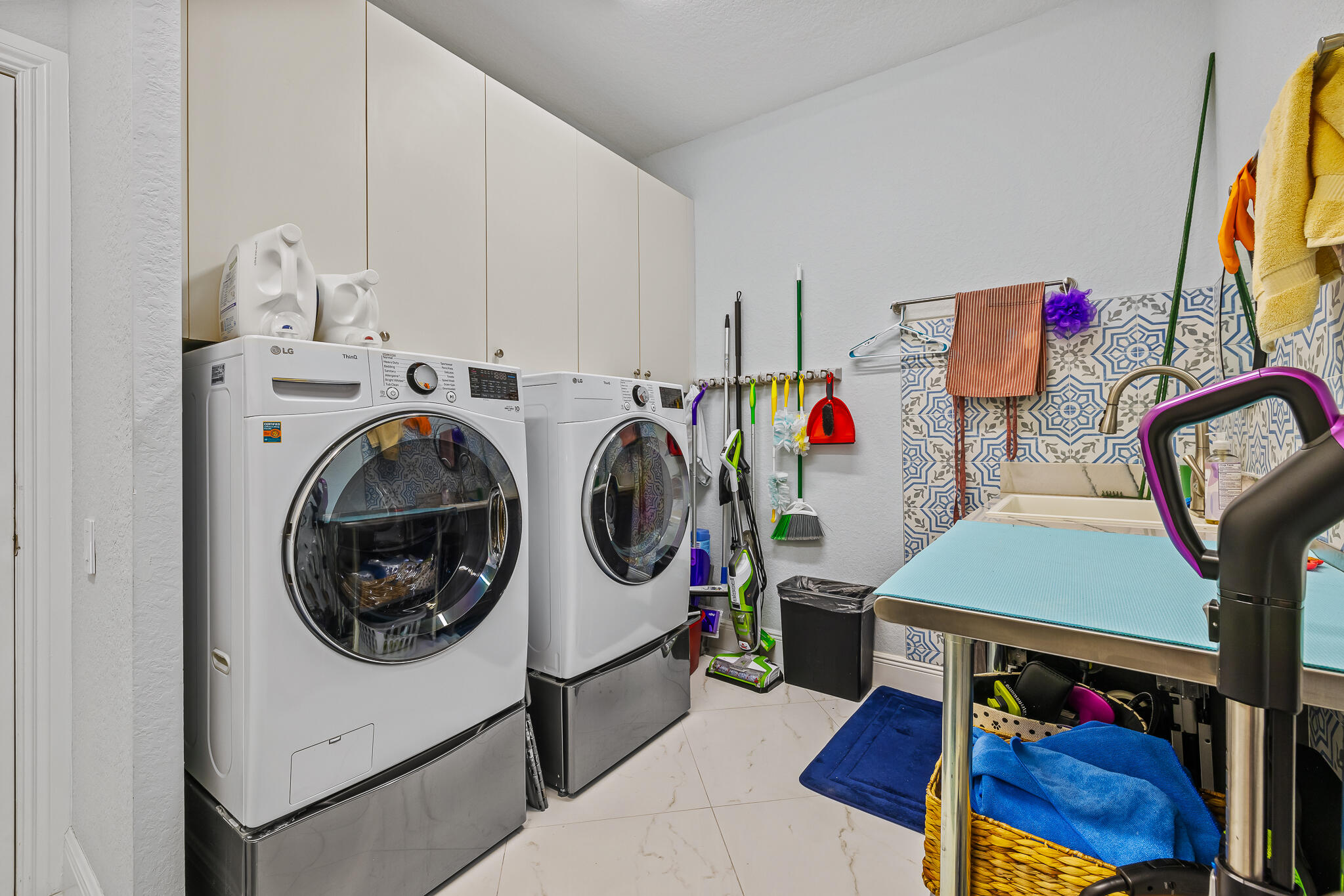 The Falls - Residential