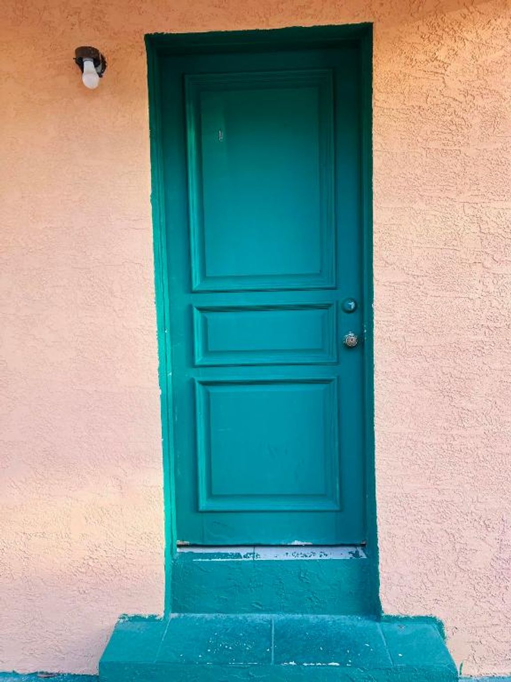 Photo of 626 Texas Ct, Fort Pierce, FL 34950 (MLS # R10997836)