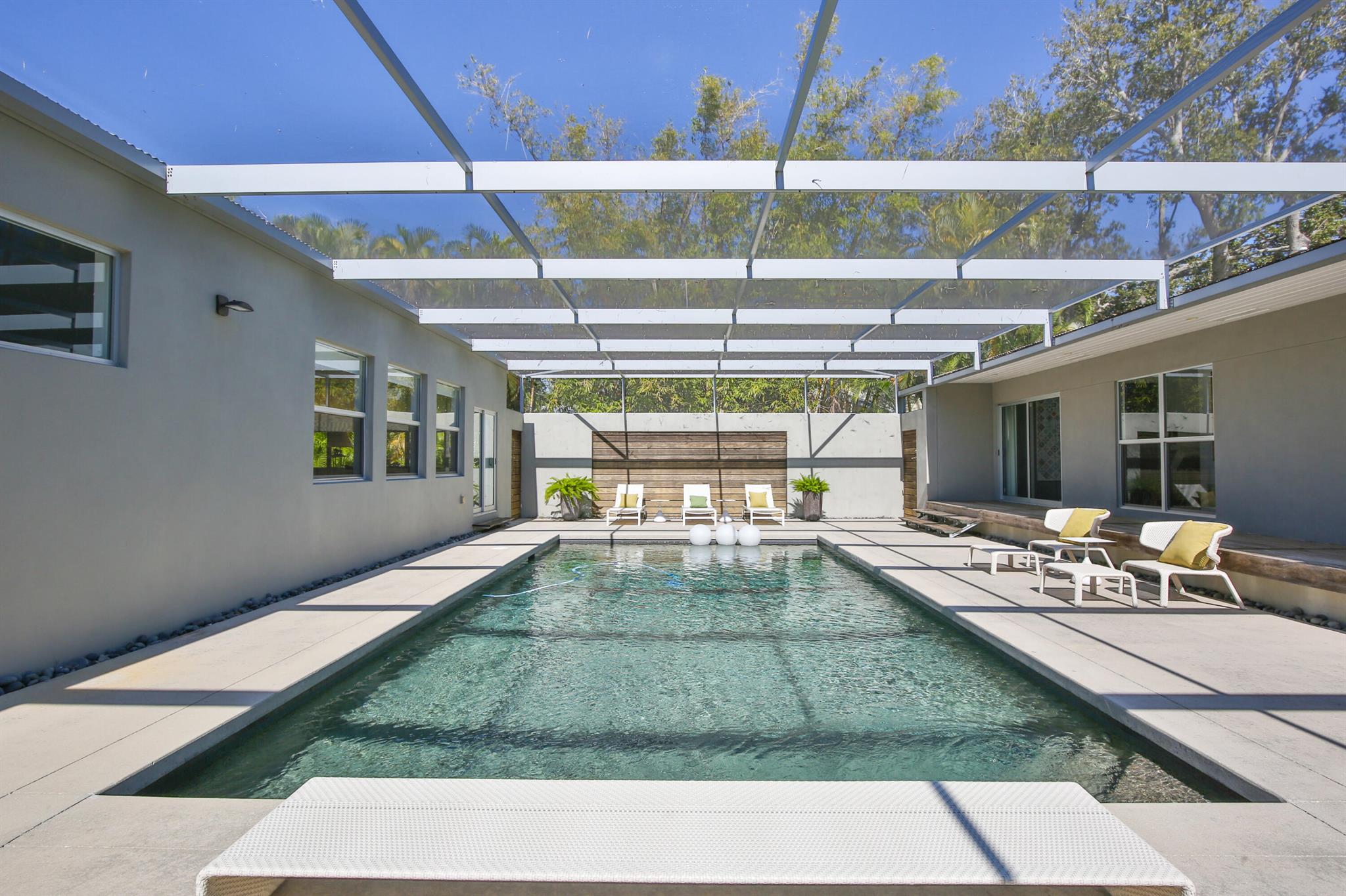 COCOANUT BAYOU - Residential