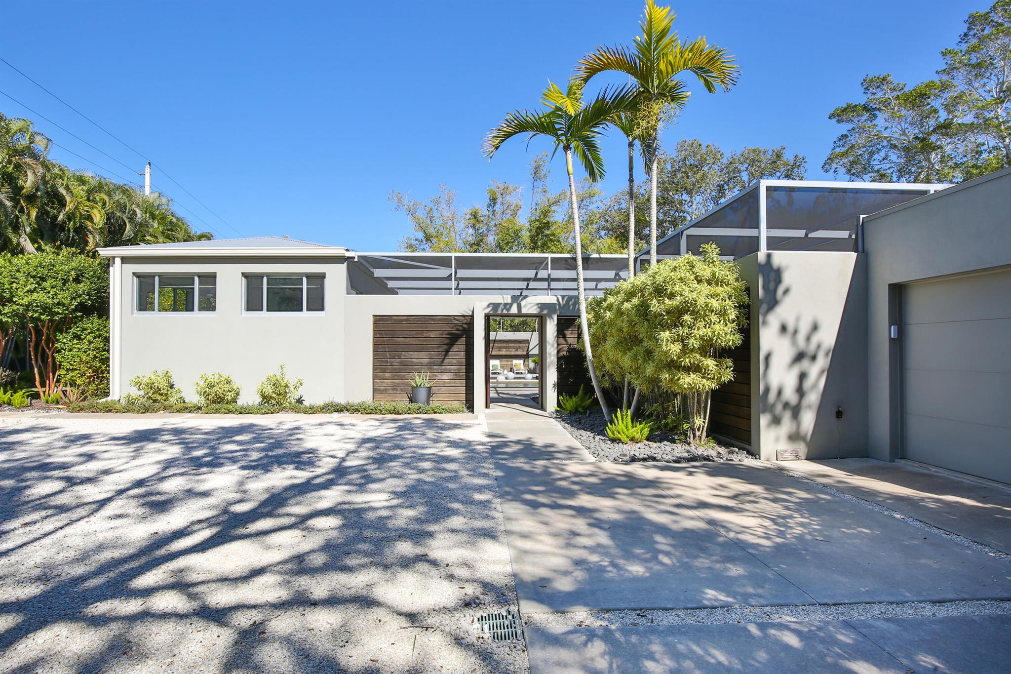 COCOANUT BAYOU - Residential