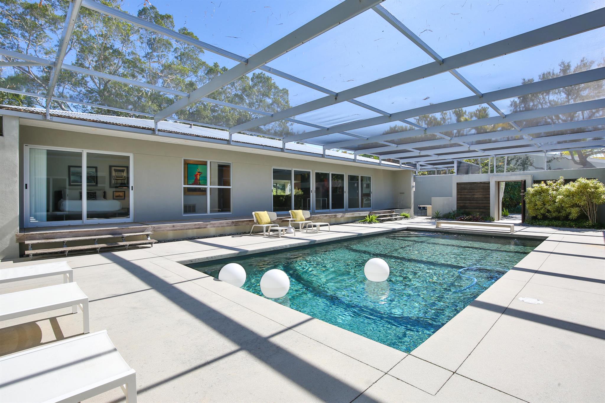 COCOANUT BAYOU - Residential