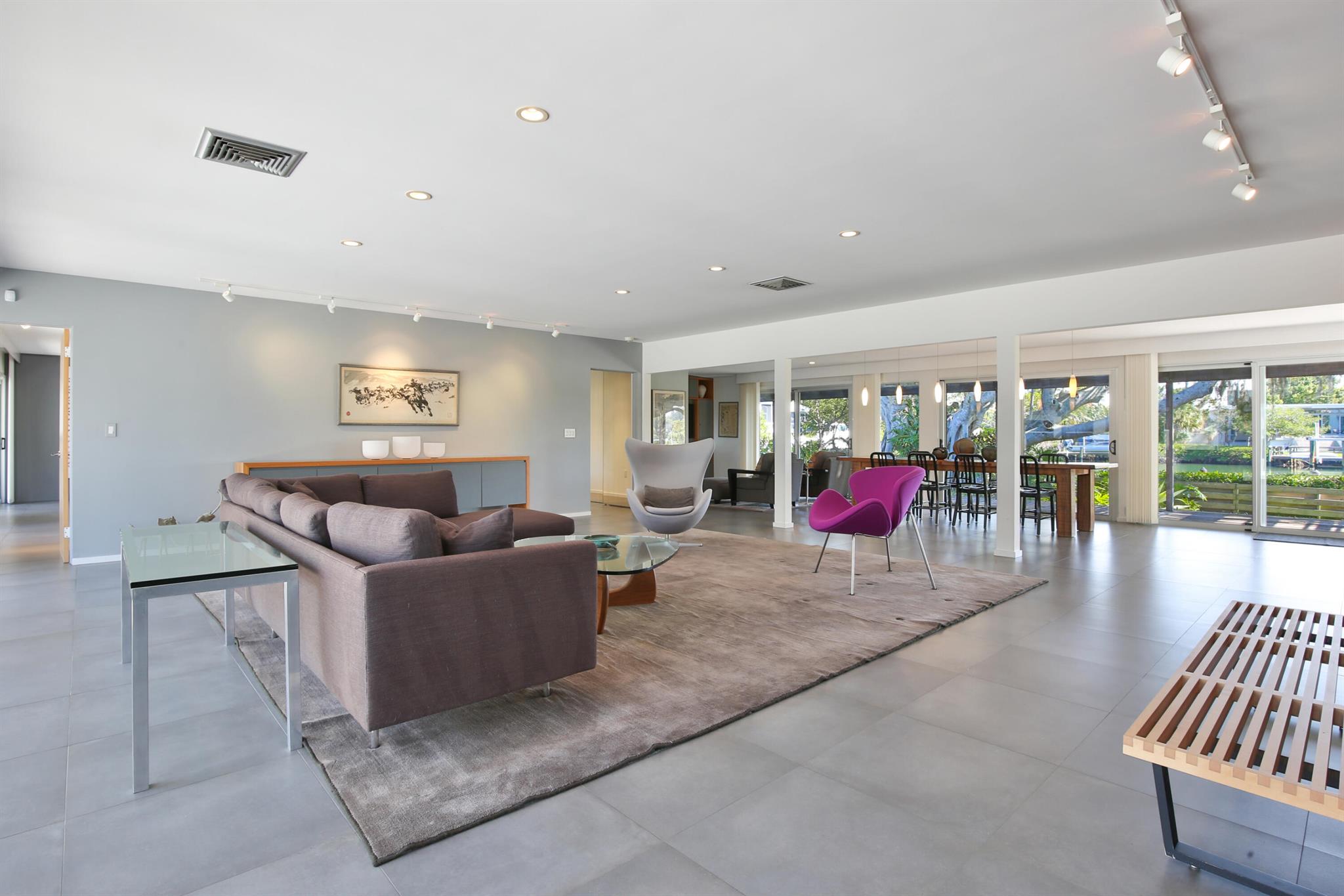 COCOANUT BAYOU - Residential