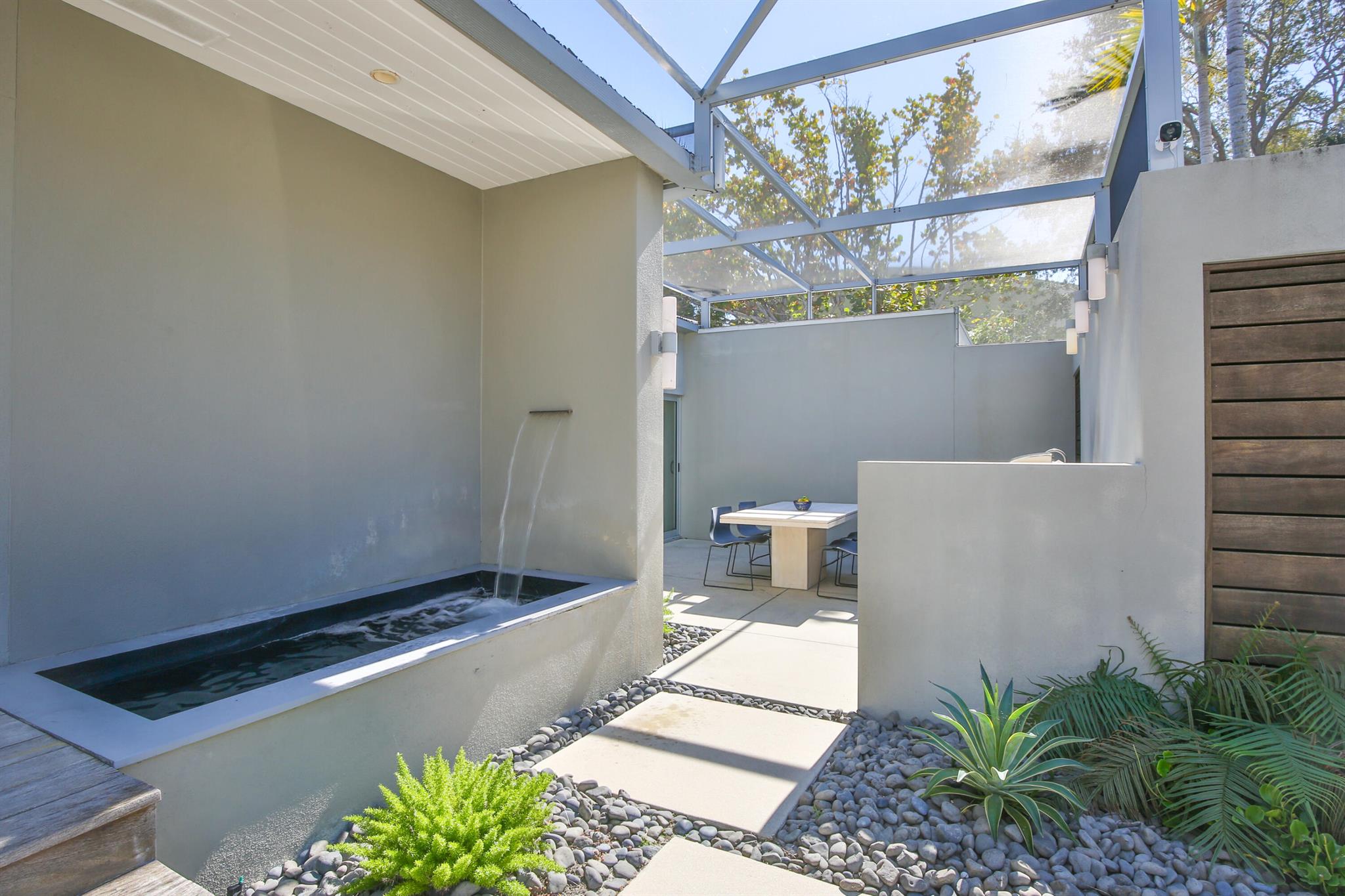 COCOANUT BAYOU - Residential