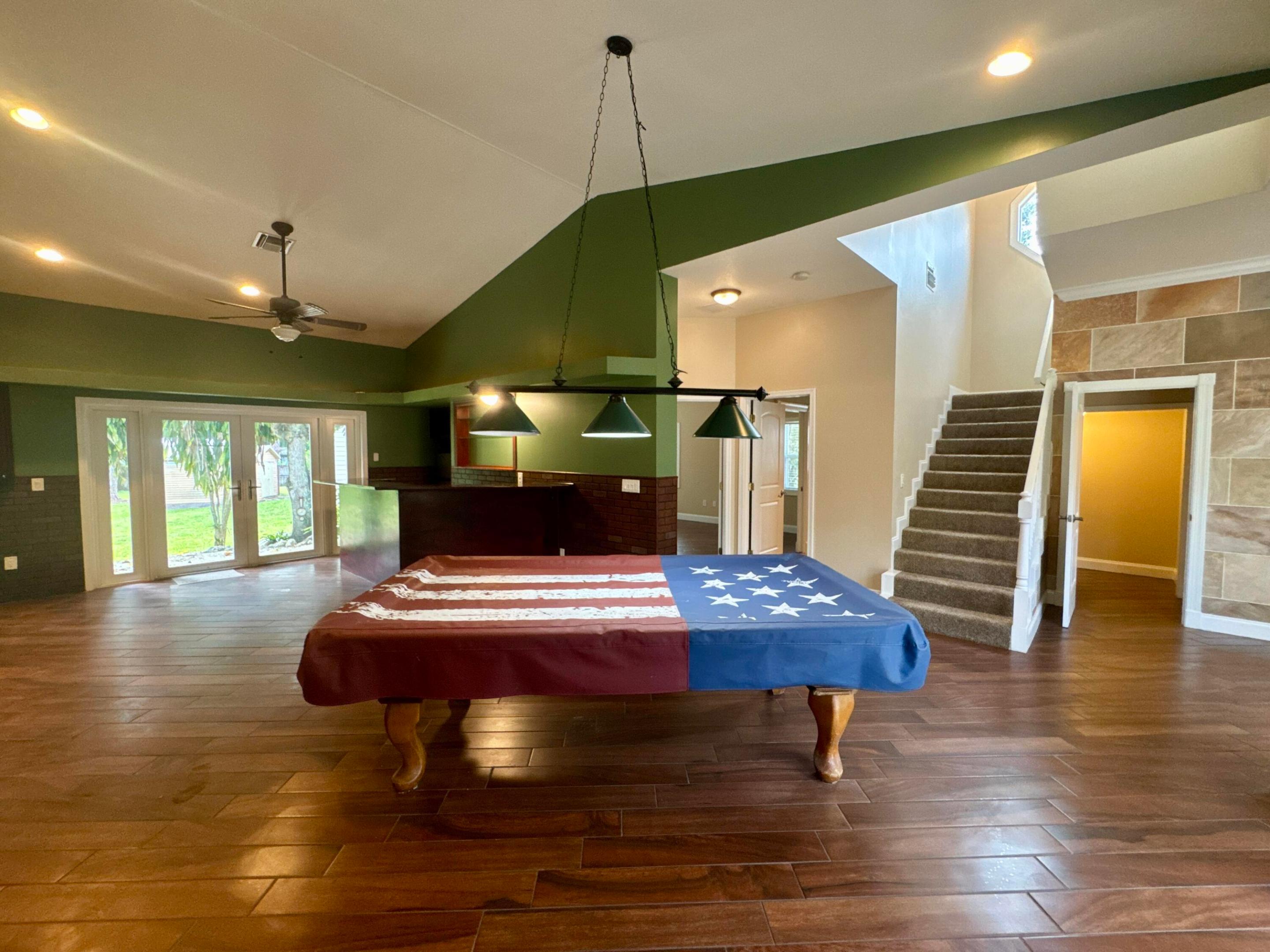 LOXAHATCHEE GROVES - Residential