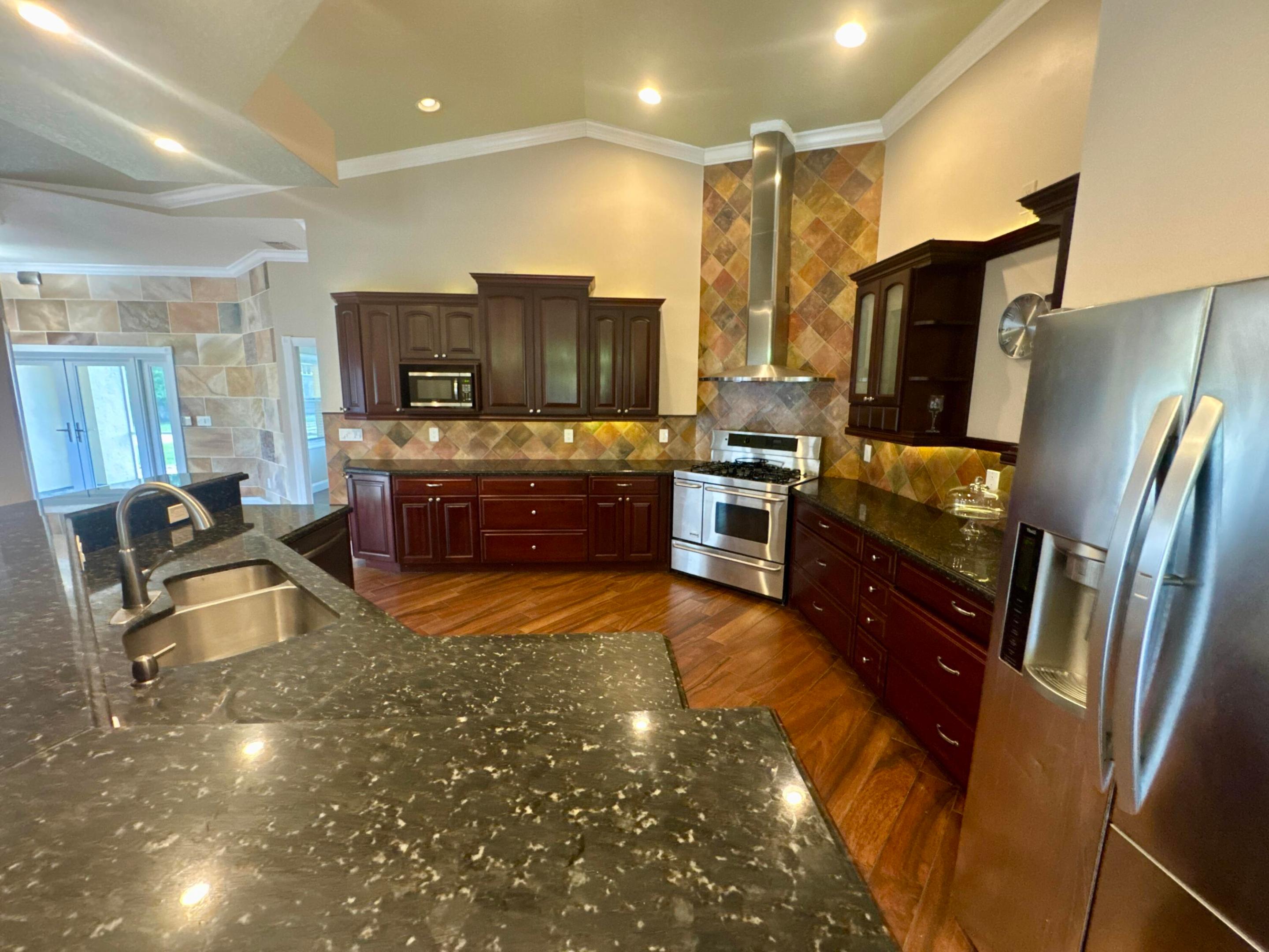 LOXAHATCHEE GROVES - Residential