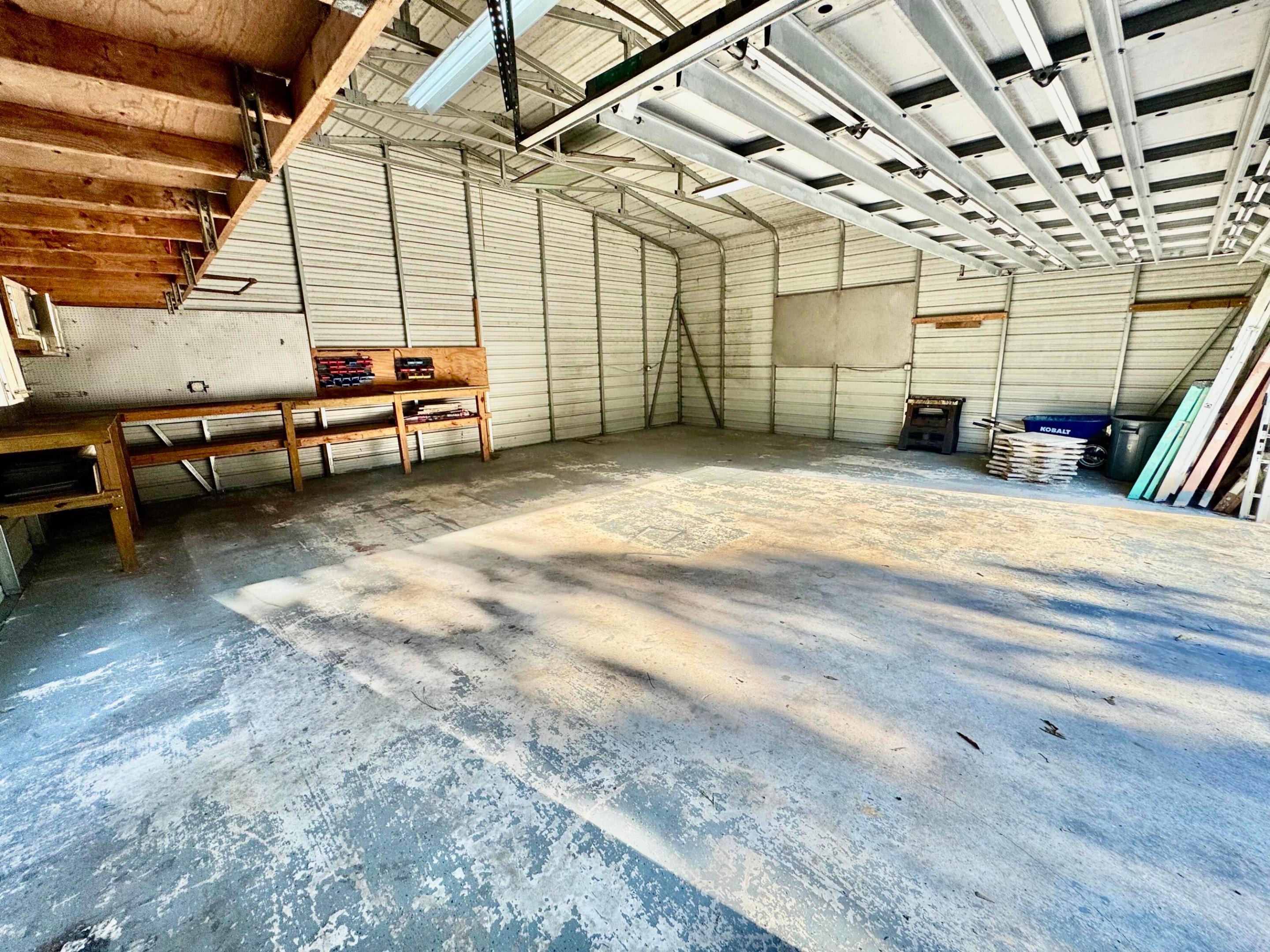 LOXAHATCHEE GROVES - Residential