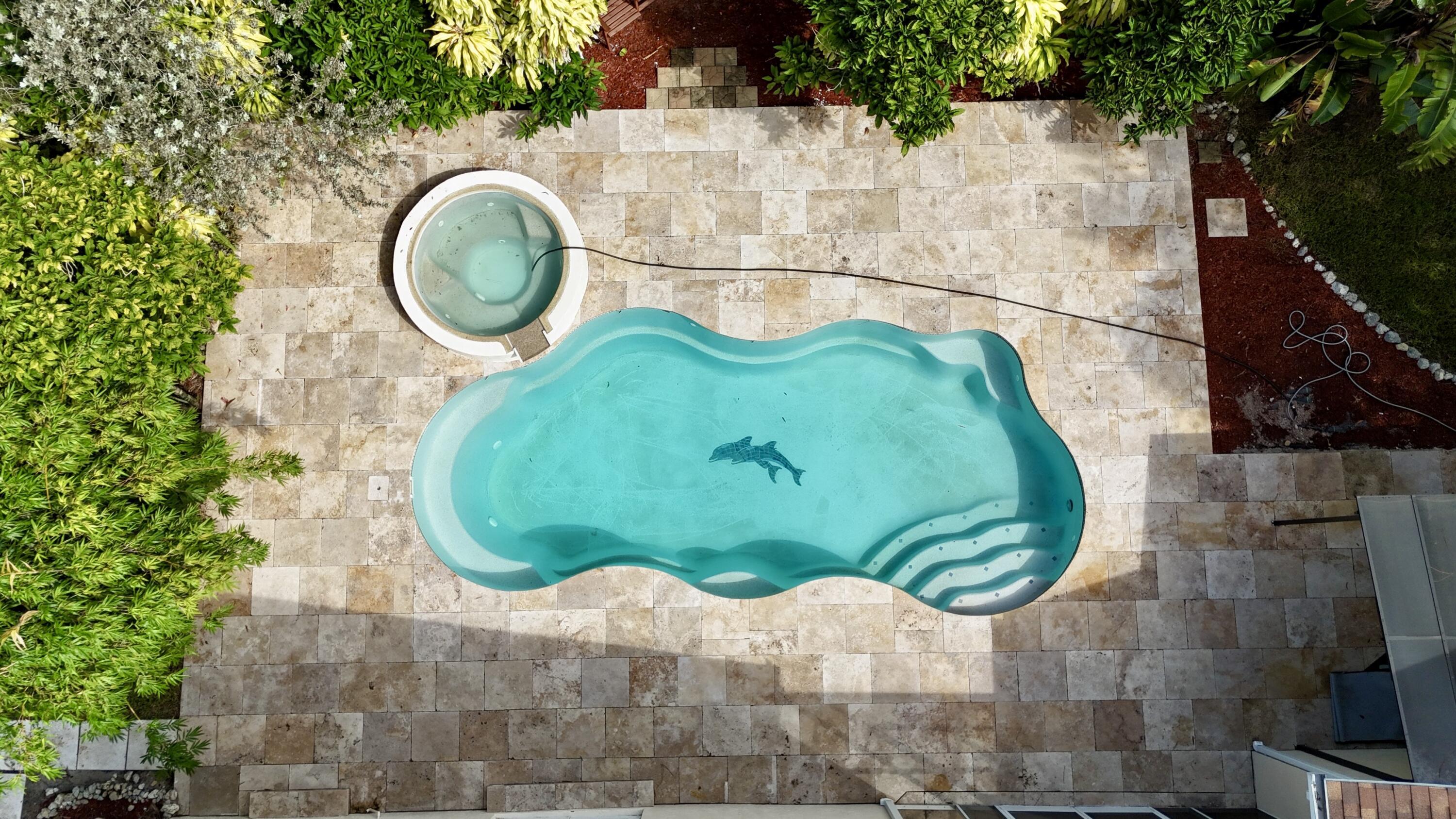 LOXAHATCHEE GROVES - Residential