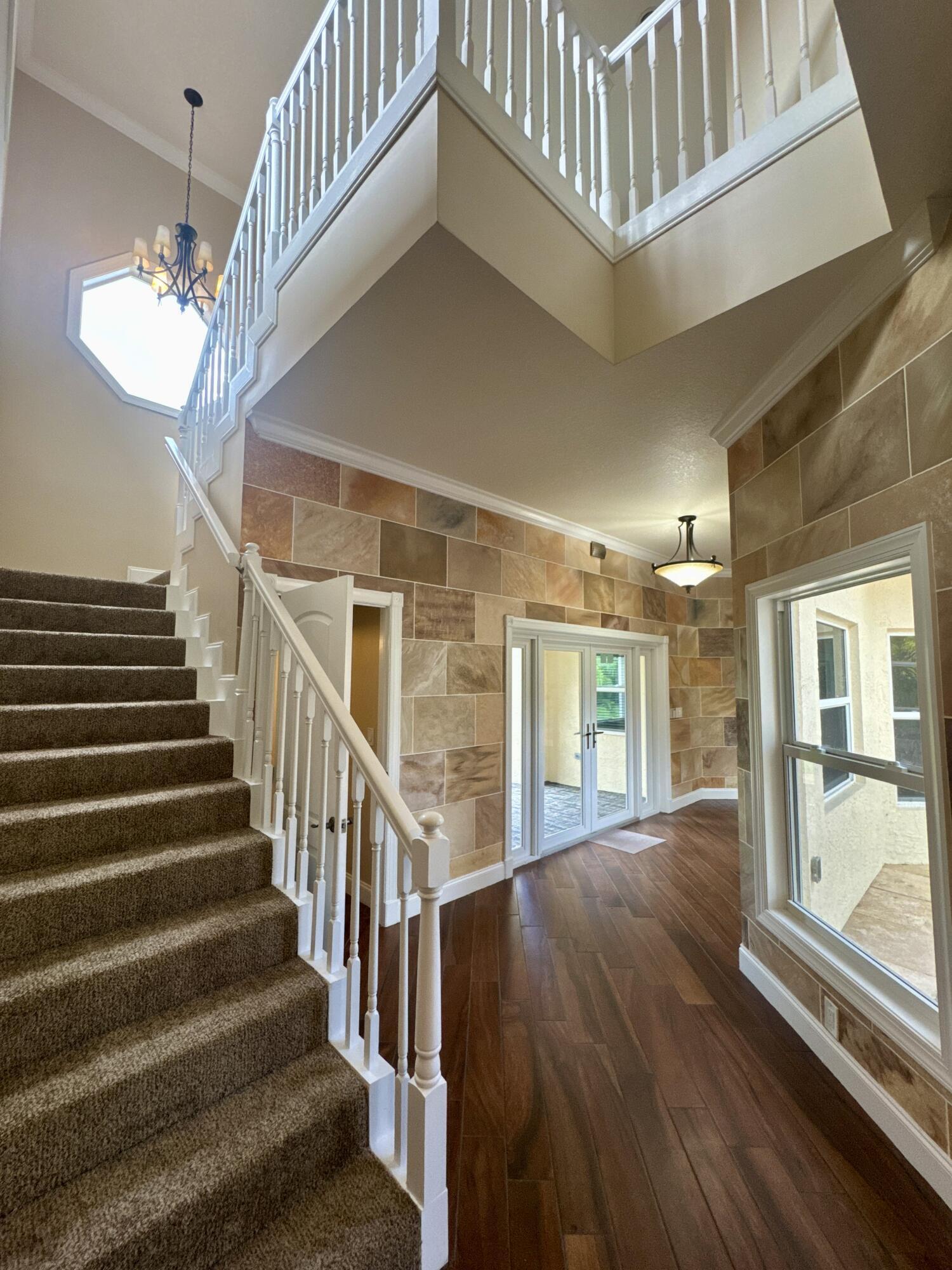 LOXAHATCHEE GROVES - Residential